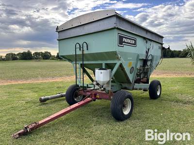 Parker 2600 Gravity Wagon