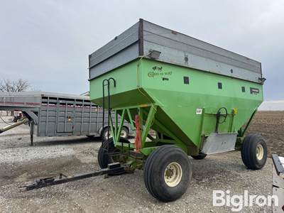 Parker 4800 side dump hopper wagon w/bin extensions