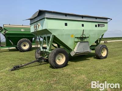 1993 Parker 4800 Side Dump Gravity Wagon