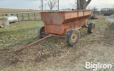 David Bradley 10' Flare Box Wagon