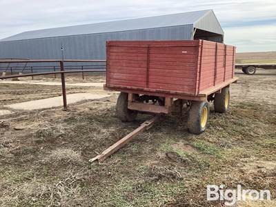 Grain wagon