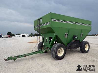 Unverferth 530 Gravity Wagon