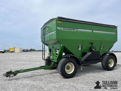 Unverferth 630 Gravity Wagon