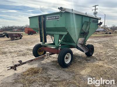 Unverferth GB275 Gravity Wagon