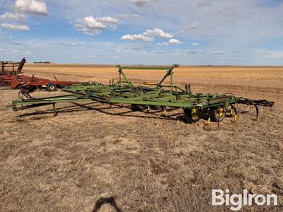 John Deere E1600 Chisel Sweep w/Degelman Harrow