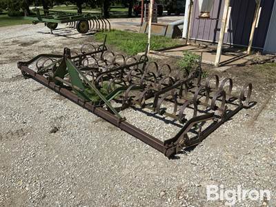 John Deere 3-Pt 12' Spring-Tooth Harrow