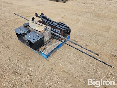 New Holland CR Combine Dual Spacers & Ladder Extension