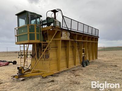 Big 12 180D Cotton Module Builder