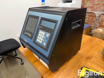 DICKEY-john GAC2100 Grain Analyzer