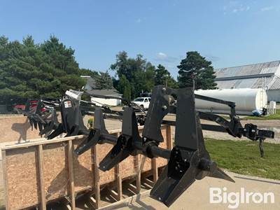 2010 Patriot 12 Row Crop Sweeper