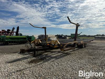 2007 Buhler BM2500 Bale Carrier