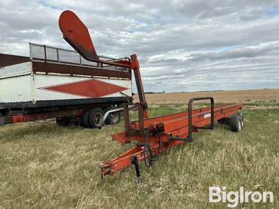 HighLine H2190 BaleMaster Bale Retriever w/Bale Arm