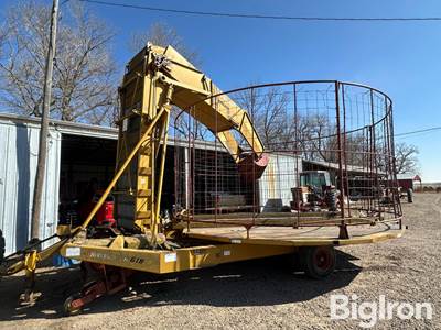 Haybuster 618 Hay Stacker