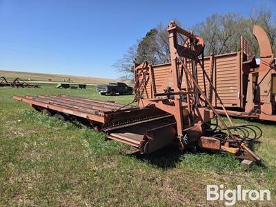 Hesston 600 Stackmover