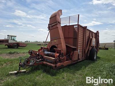 Hesston 60A Stakhand Stack