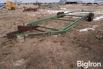 John Deere 32'x8" T/A Trailer