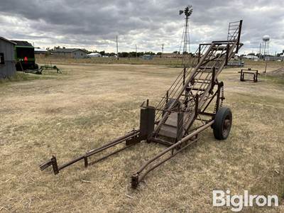 Meyer Truck/trailer mount small square bale conveyor