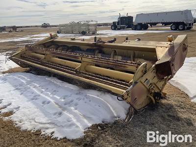 New Holland 1116H bi-directional Swath attachment