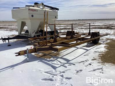 Tilt Bed 6-Bale Mover