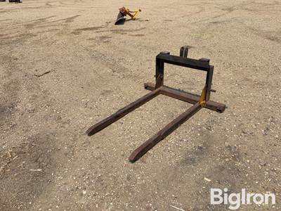 Homemade 3-Pt Bale Carrier