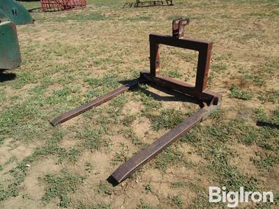 2 Prong Bale Mover