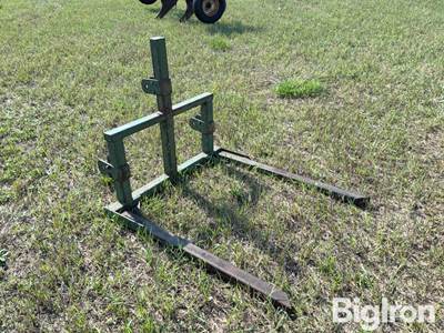 3-Pt Round bale mover