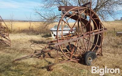 Welch Ferris Wheel Bale Loader