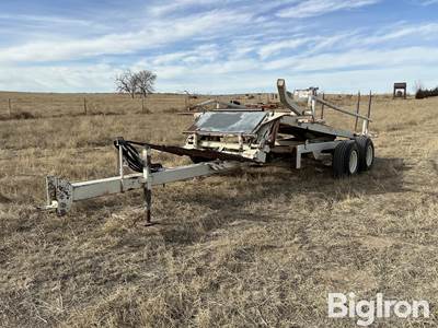 Wilson Wheel Wagon Round & Large Square Bale Retriever