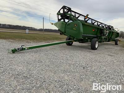 2023 Unverferth AWS-36 All-Wheel Steer Fieldrunner 36' Head Cart