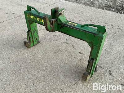 John Deere Cat-2 3-Pt Quick Hitch