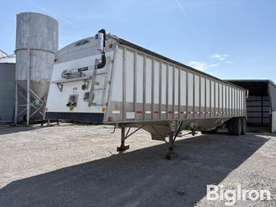 2002 Cornhusker T/A Grain Trailer