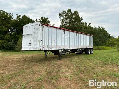 2006 Cornhusker T/A Grain Trailer