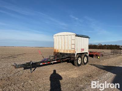 1974 Cornhusker 806 T/A Pup Grain Trailer