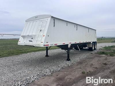 2004 DMF GT2-36 T/A Grain Trailer