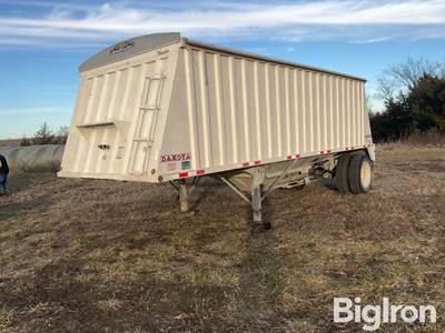 1998 Hawkeye Dakota S/A Hopper Grain Trailer