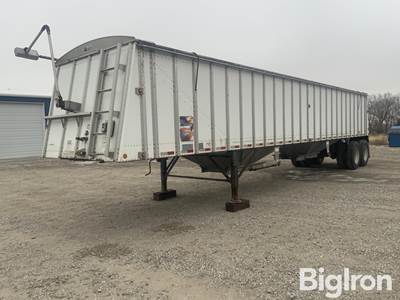 2012 Merritt Double Hopper 42’ T/A Grain Trailer