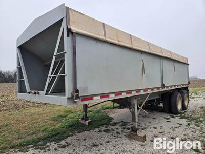 1994 Neville T/A Grain Hopper Trailer