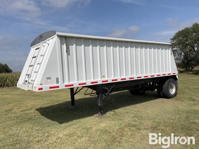 2018 Neville Built 24’ S/A Grain Trailer