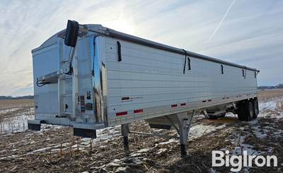 2025 Timpte Super Hopper Grain Trailer