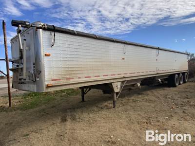 2000 Wilson DWH-400 Tri/A Hopper bottom Grain Trailer