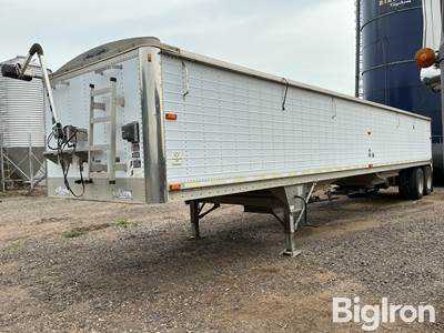 2002 Wilson DWH-400 T/A Grain Trailer