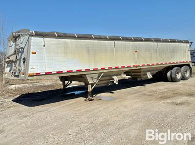 1999 Wilson DWH-400C 41’ T/A Hopper Bottom Grain Trailer