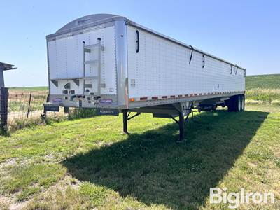 2010 Wilson DWH-500 42’ T/A Grain Trailer
