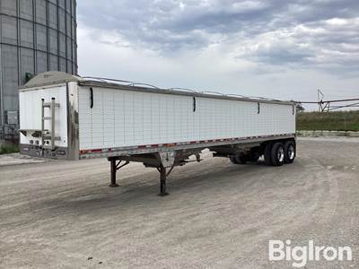 2010 Wilson DWH-500 PaceSetter 40' T/A Grain Trailer