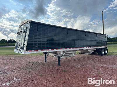 2027 Wilson DWH-750CB T/A Grain Trailer