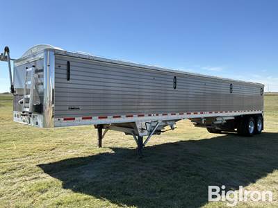 2024 Wilson DWH-750PM PaceSetter T/A Grain Trailer