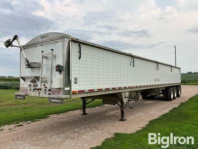 2011 Wilson PaceSetter DWH-500 50' Tri/A Grain Trailer