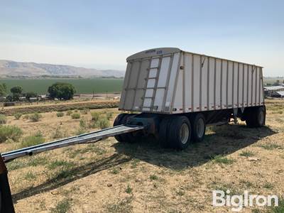 1997 Western S/A Pup Grain Trailer w/T/A Front Dolly