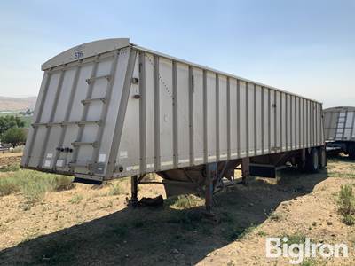 1996 Western T/A Grain Trailer