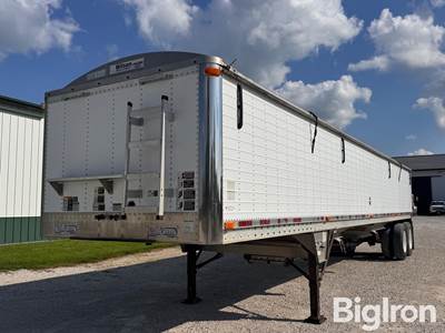 2006 Wilson Trailer Company DWH-500 40’ T/A Aluminum Grain Trailer
